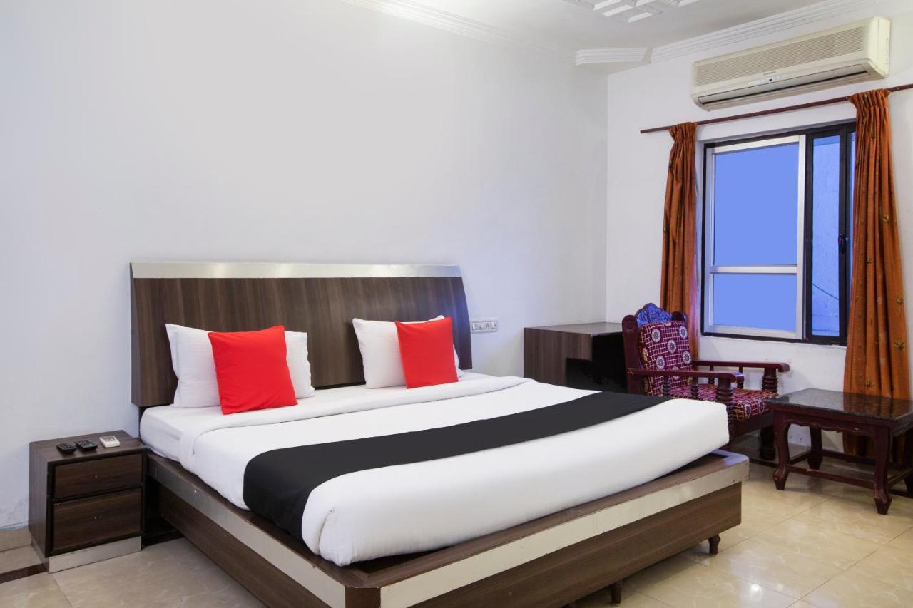 Capital O 69831 Hotel Mount Heera Chennai Exteriör bild