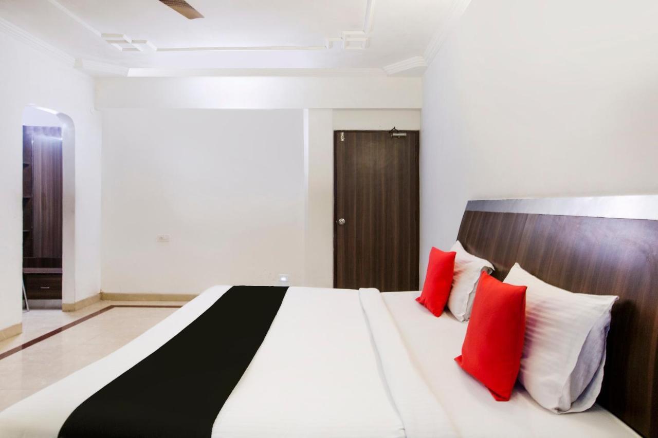 Capital O 69831 Hotel Mount Heera Chennai Exteriör bild