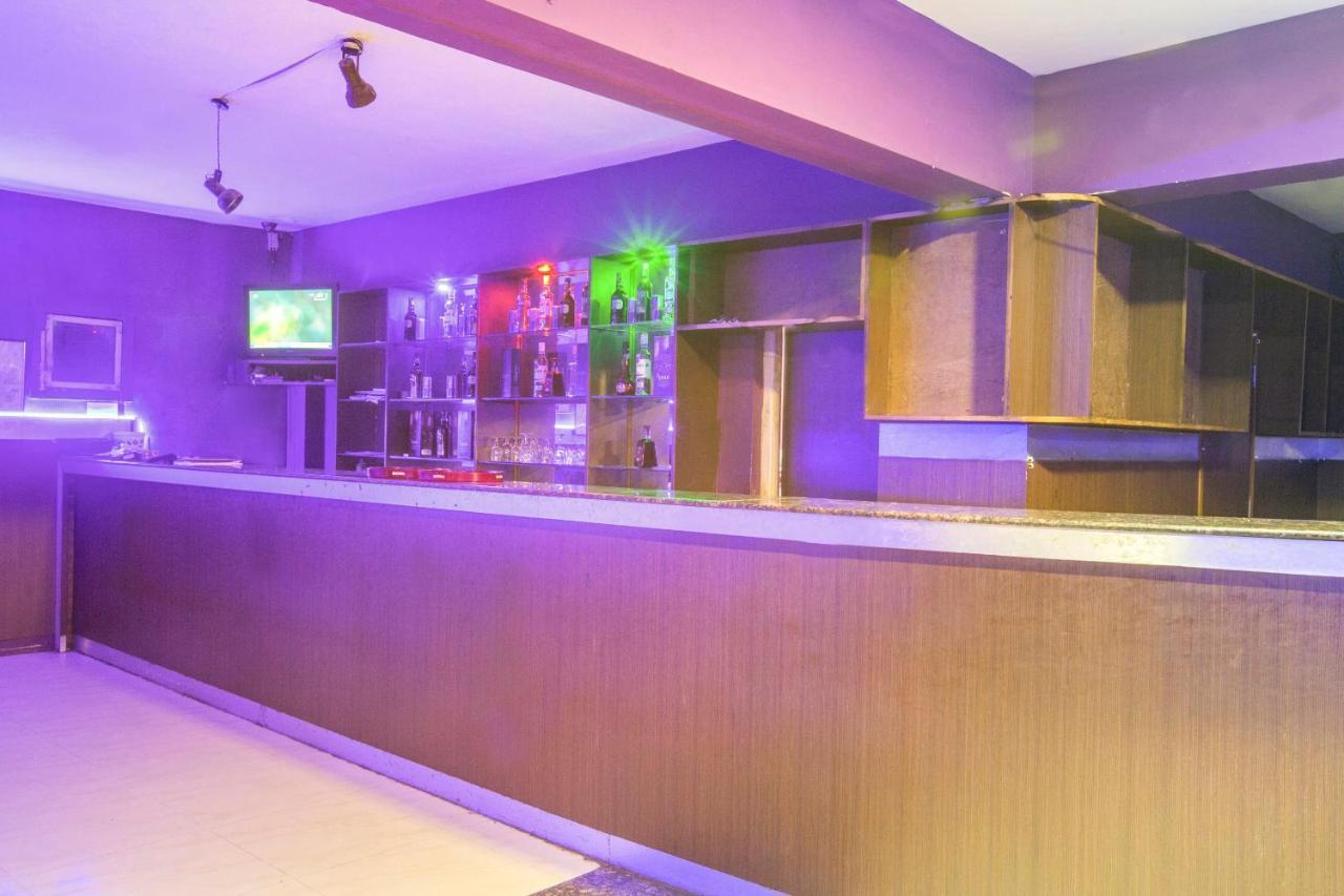 Capital O 69831 Hotel Mount Heera Chennai Exteriör bild