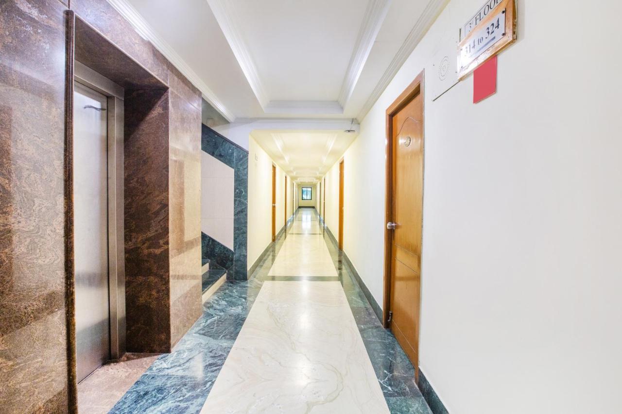 Capital O 69831 Hotel Mount Heera Chennai Exteriör bild